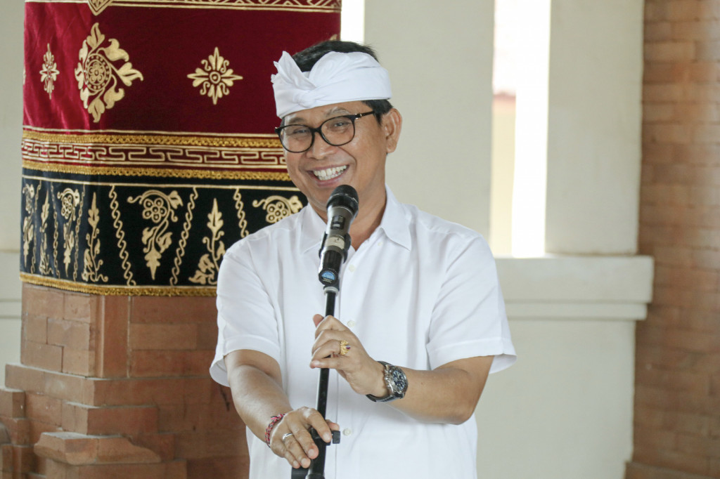 Sekda Adi Arnawa Menghadiri Tawur Manca Kelud dan Rsi Gana Br. Umagunung Sempidi